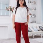 Заказать бордо женские укороченные брюки на резинке с карманами (размер 50-56) онлайн