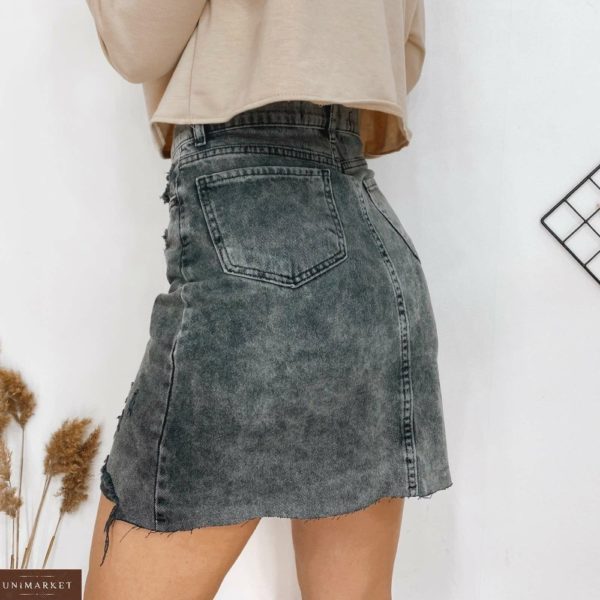 Купить серую джинсовую юбку с потертостями дымчатую недорого для женщин