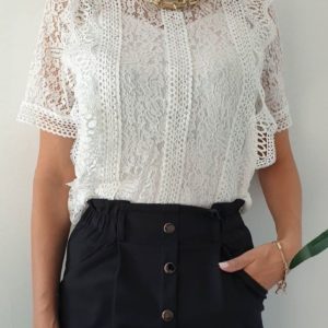 Замовити жіночу білу мереживну блузку з коротким рукавом онлайн
