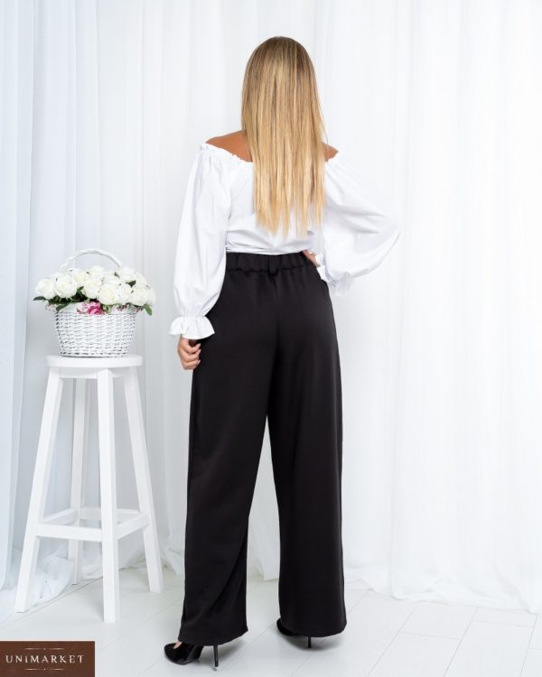 Придбати брючний чорний костюм з білою блузкою-топом на запах (розмір 42-56) недорого для жінок