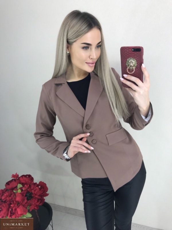 Придбати жіночий піджак кольору мокко на ґудзиках з асиметричним низом онлайн