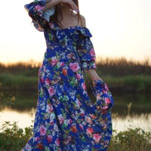 Придбати синє плаття для жінок максі в квітковий принт з відкритими плечима (розмір 42-64) вигідно