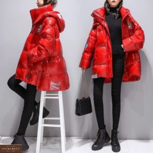 Приобрести красную женскую удлиненную куртку оверсайз с капюшоном (размер 44-50) на зиму по низким ценам