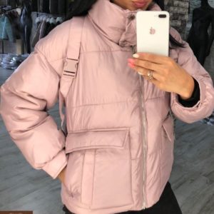 Приобрести пудровый женский Комплект: куртка с накладными карманами +рюкзак онлайн