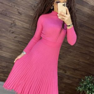 Замовити рожеве трикотажне плаття машинної в'язки жіноче з плісировкою в Україні
