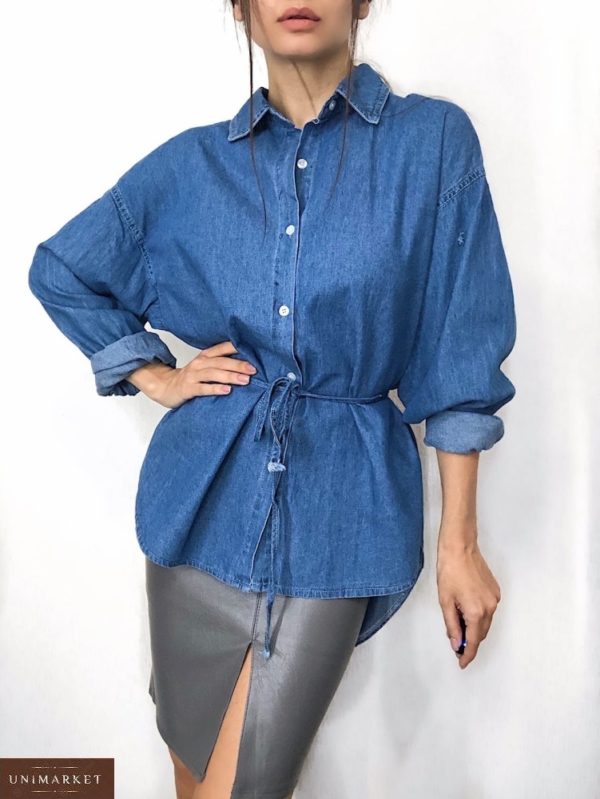 Заказать синюю женскую джинсовую рубашку свободного кроя с тонким поясом (размер 44-48) онлайн
