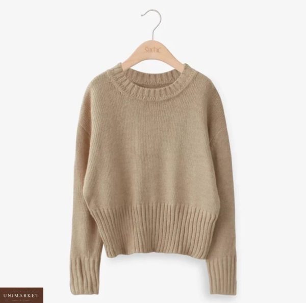 Замовити беж базовий в'язаний светр зі спущеною лінією плеча для жінок недорого