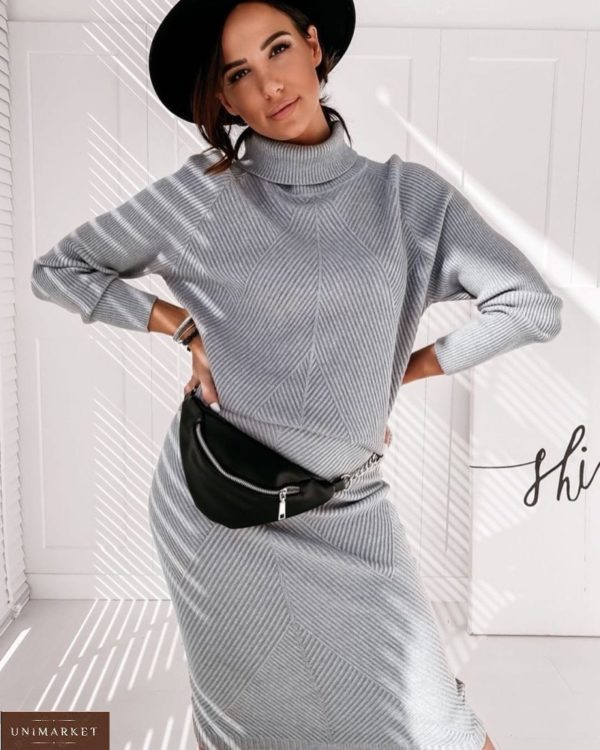 Купити жіночий структурний теплий костюм з ангори: гольф + спідниця сірого кольору по знижці