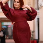 Заказать бордо вязаный костюм со юбкой миди (размер 44-54) женский на осень в Украине