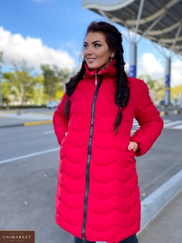 Приобрести красную женскую теплую куртку с волнистой стежкой (размер 42-50) недорого