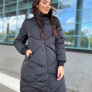 Заказать черную женскую зимнюю куртку на змейке на холлофайбере (размер 48-50) онлайн