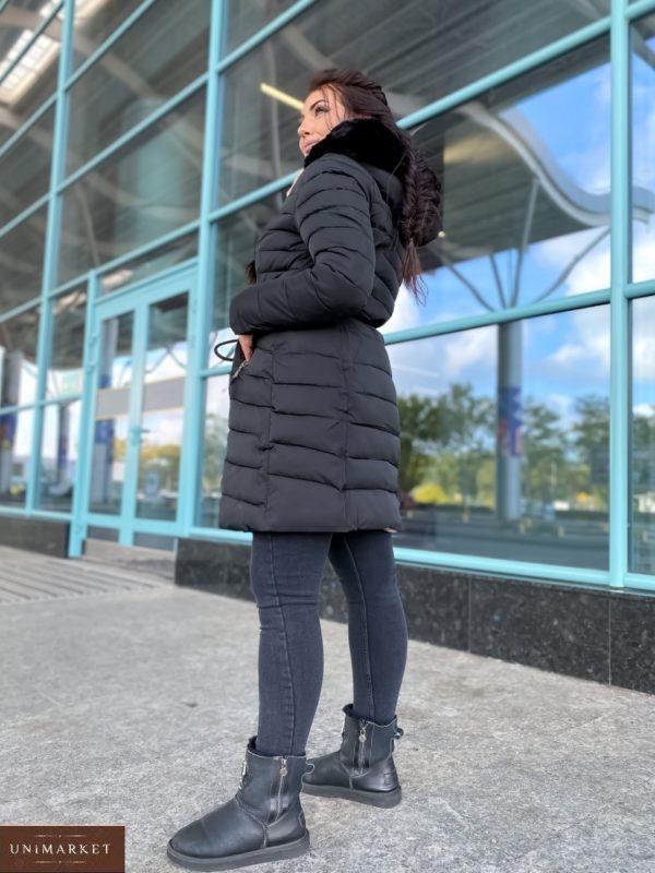 Замовити чорну жіночу куртку на холлофайбері з хутром (розмір 46-48) недорого