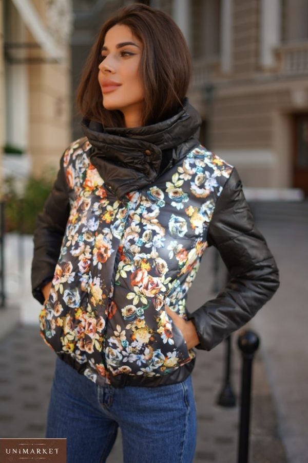 Придбати чорну в квіти куртку на синтепоні з подвійним коміром (розмір 42-54) для жінок в інтернеті