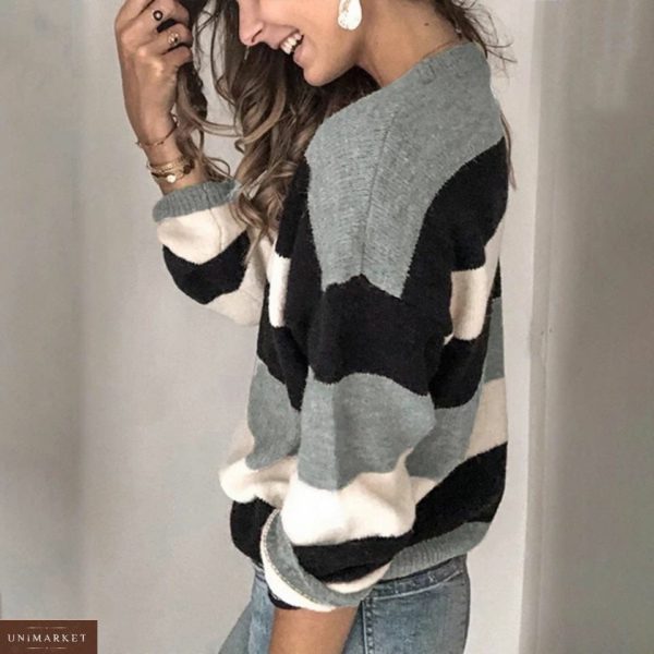 Купить женский свитер из велюра в широкую полоску серый недорого