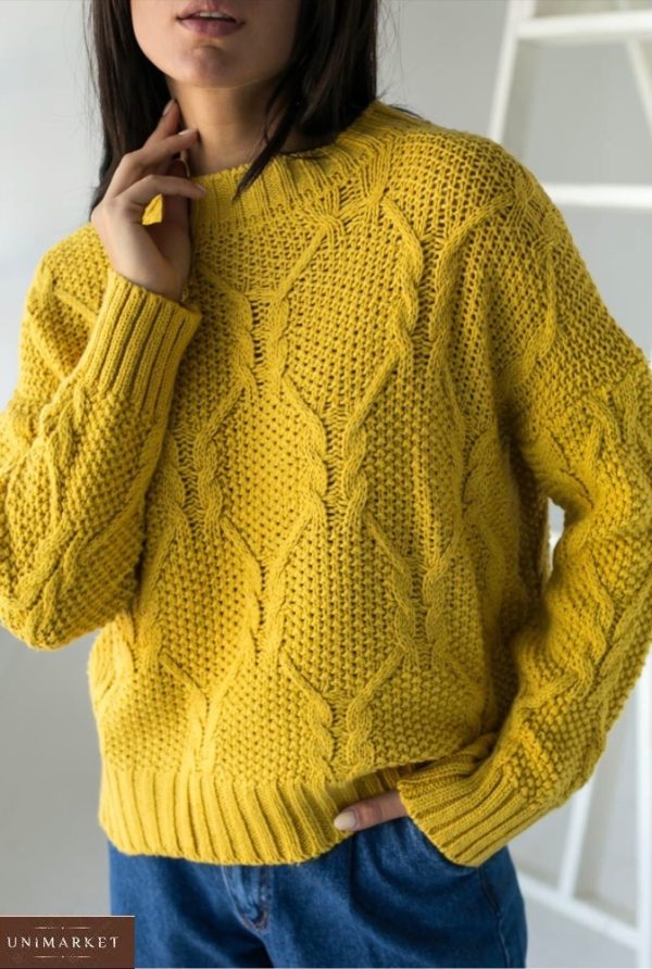 Придбати кольору гірчиця жіночий светр з візерунком зі спущеною лінією плеча на осінь по знижці
