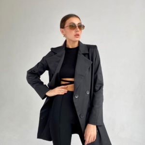 Заказать женский удлиненный двубортный пиджак черного цвета (размер 42-52) в интернете