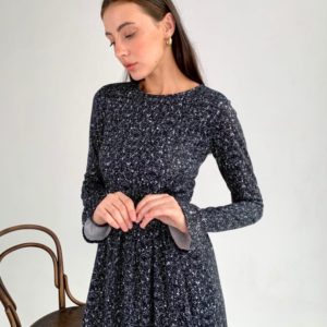 Купити онлайн жіноче трикотажне плаття міді з принтом (розмір 42-54) чорного кольору