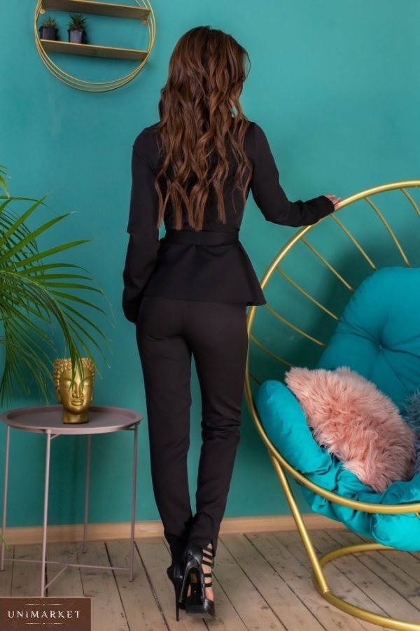Купити жіночий брючний костюм з піджаком на поясі (розмір 42-54) чорного кольору вигідно