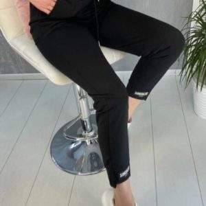 Купить женские спортивные штаны с асимметричными манжетами черного цвета (размер 42-50) в интернете