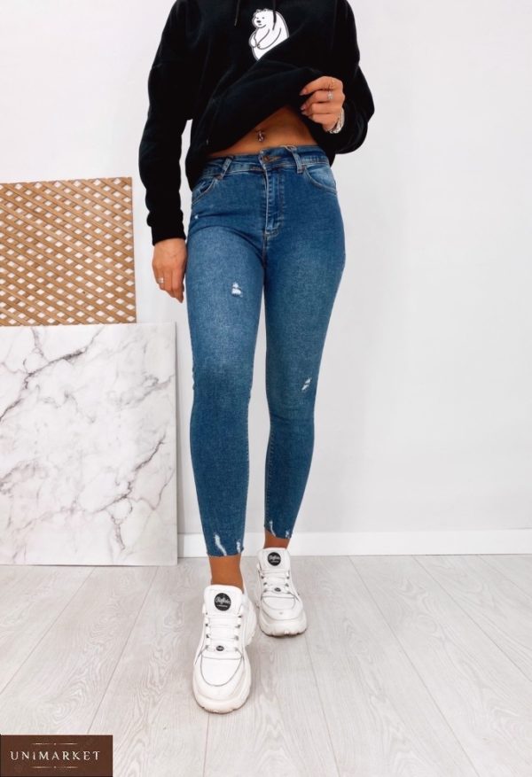 Приобрести в интернете женские стрейчевые джинсы голубые с потертостями