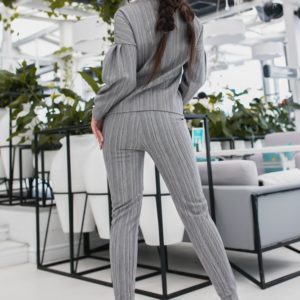 Приобрести онлайн женский Вязаный костюм из шерсти "ёлочка" (размер 42-48) серого цвета