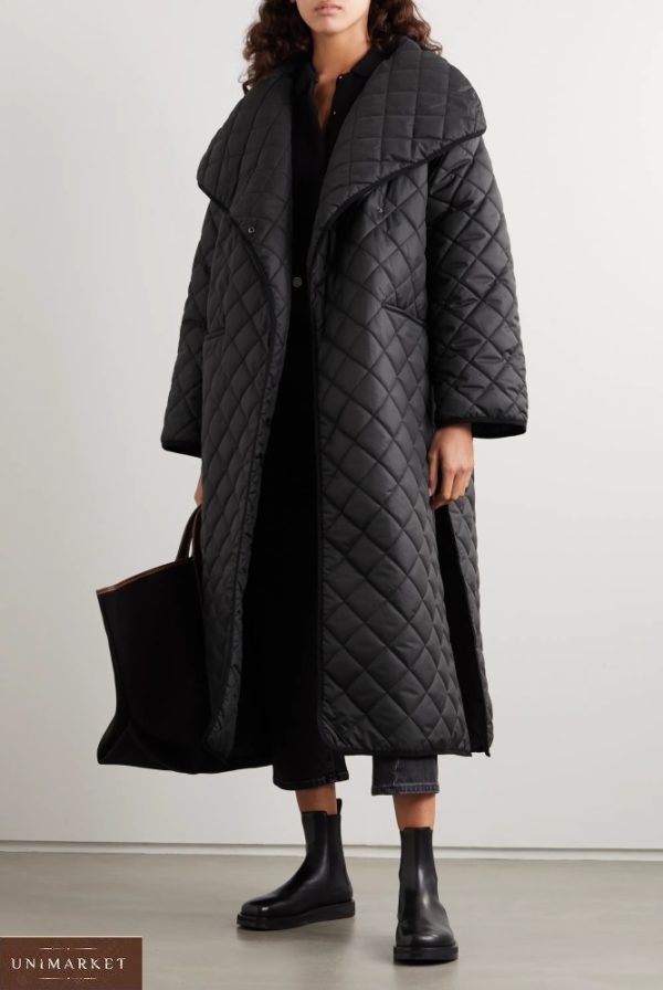 Придбати вигідно стьобану куртку-ковдру чорну оверсайз жіночу з поясом