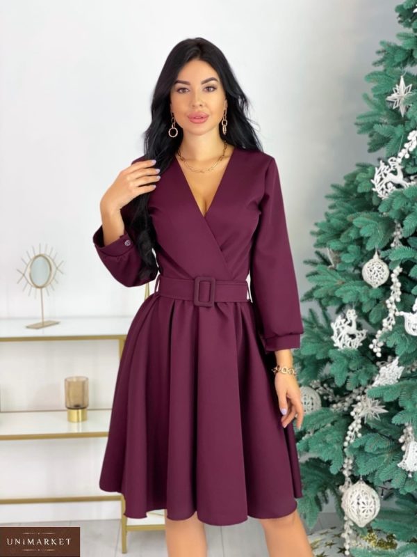 Приобрести по скидке бордовое платье с декольте и поясом (размер 42-48) в интернете женское