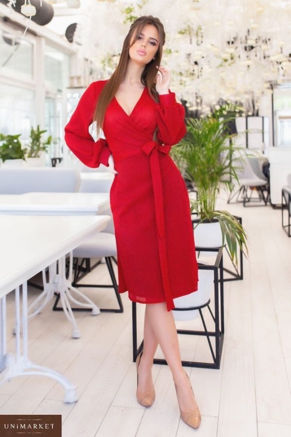 Замовити червону жіночу сукню на запах з сяючого трикотажу рубчик (розмір 42-48) вигідно