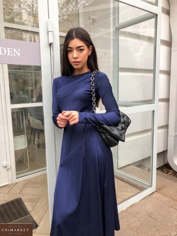 Купить онлайн женское платье из шёлка длины миди с разрезом синего цвета