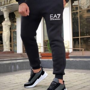 Придбати чорний спортивний костюм EA7 з трехніті на флісі (розмір 48-52) для чоловіків онлайн