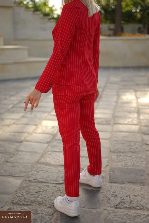 Приобрести красного цвета женский брючный костюм в полоску (размер 42-48) онлайн