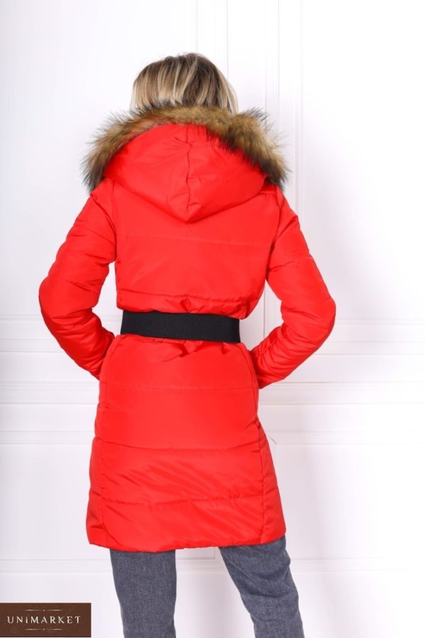 Придбати вигідно червоного кольору куртку з поясом і капюшон з хутром кролика (розмір 42-48) для жінок