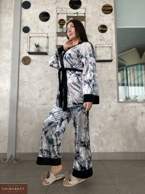 Заказать светлую женскую принтованную пижаму тройка с поясом из велюра (размер 42-48) онлайн