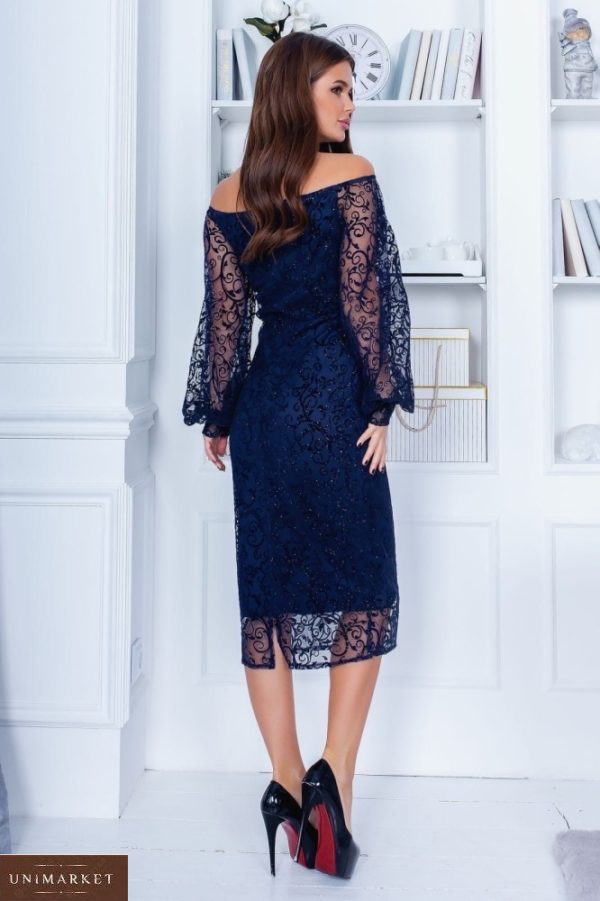 Заказать женское синее вечернее платье миди с открытыми плечами (размер 42-54) по скидке