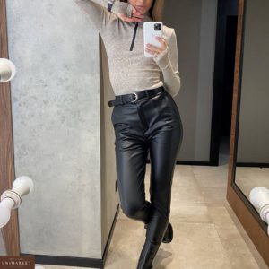 Заказать черного цвета брюки из эко кожи на флисе женские онлайн