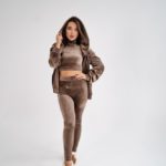 Купити жіночий велюровий спортивний костюм кольору капучіно трійка (розмір 42-48) онлайн