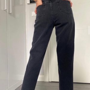 Придбати недорого чорні джинси з високою талією на гумці для жінок