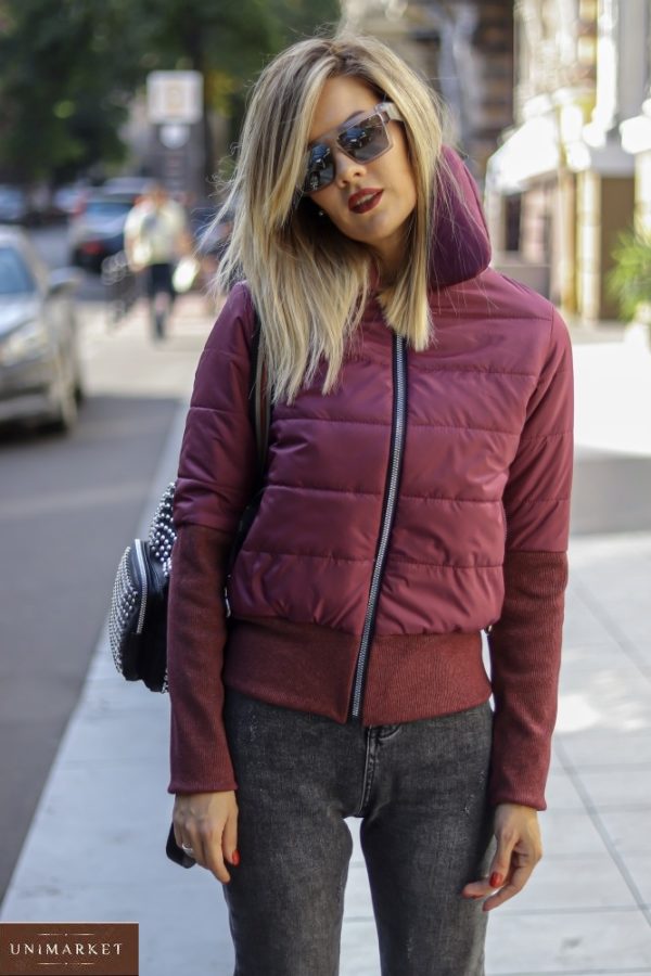 Купити бордо жіночу весняну куртку з манжетами на гумці в інтернеті