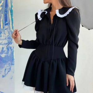 Купить женское нежное платье с воротником и кружевом черное недорого