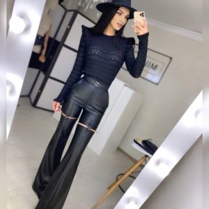 Придбати онлайн жіночі штани кльош з еко шкіри чорні з застібками вигідно