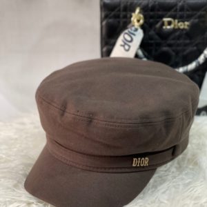 Приобрести шоколадного цвета женскую кепи Dior из кашемира в Украине