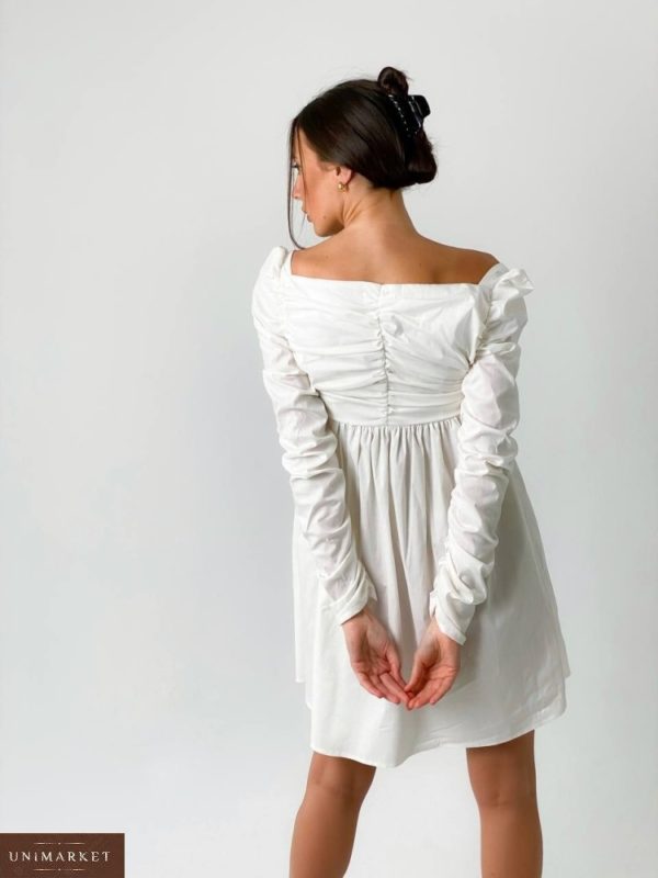 Заказать трендовое женское милое платье с оборками белого цвета и длинным рукавом в интернете