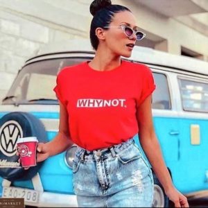 Купить выгодно красную футболку прямого кроя WhyNot для женщин