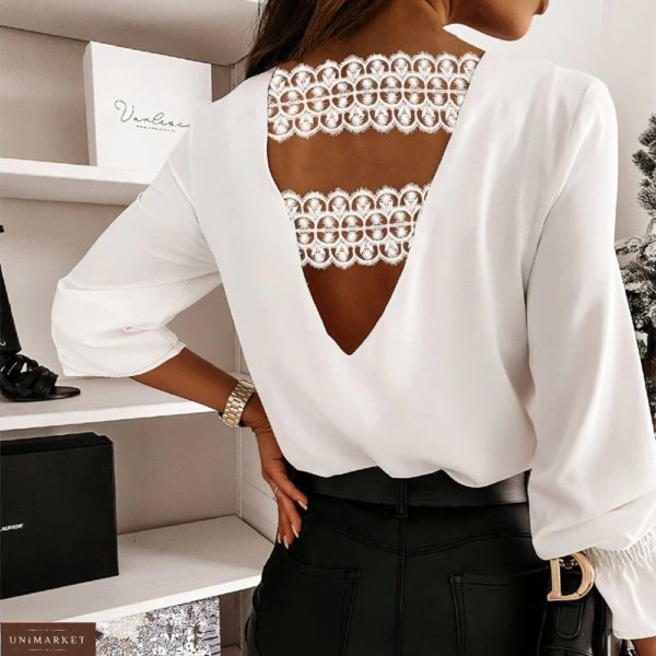 Придбати білого кольору жіночу блузу з софта з відкритою спиною (розмір 42-56) недорого