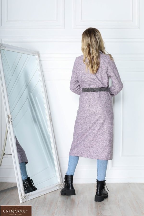 Придбати за низькими цінами жіноче пальто з контрастними кишенями і поясом кольору пудра (розмір 42-56)