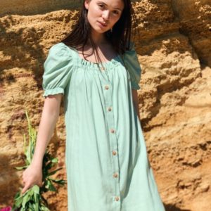 Купить фисташковое платье для женщин с поясом из натурального льна (размер 42-48) недорого