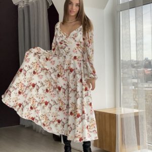 Заказать бежевое платье по низким ценам в цветы онлайн длины миди для женщин