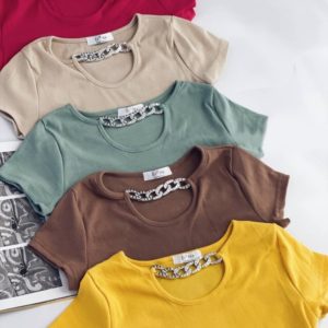 Придбати жіночу трикотажну футболку в Україні з прикрасою беж, коричневу, гірчиця, малинову, оливка