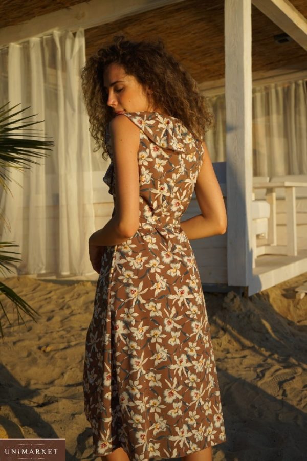 Купить коричневое платье (размер 42-52) без рукавов на запах для женщин онлайн