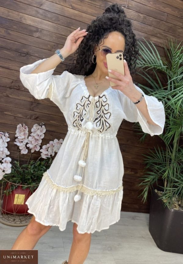Замовити білого кольору жіноче літнє плаття з помпонами онлайн